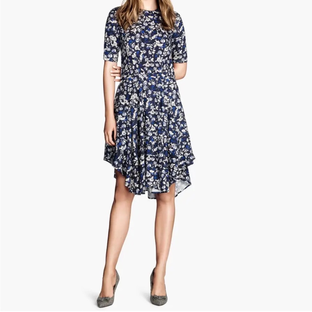 Jane the Virgin H&M Floral Dress